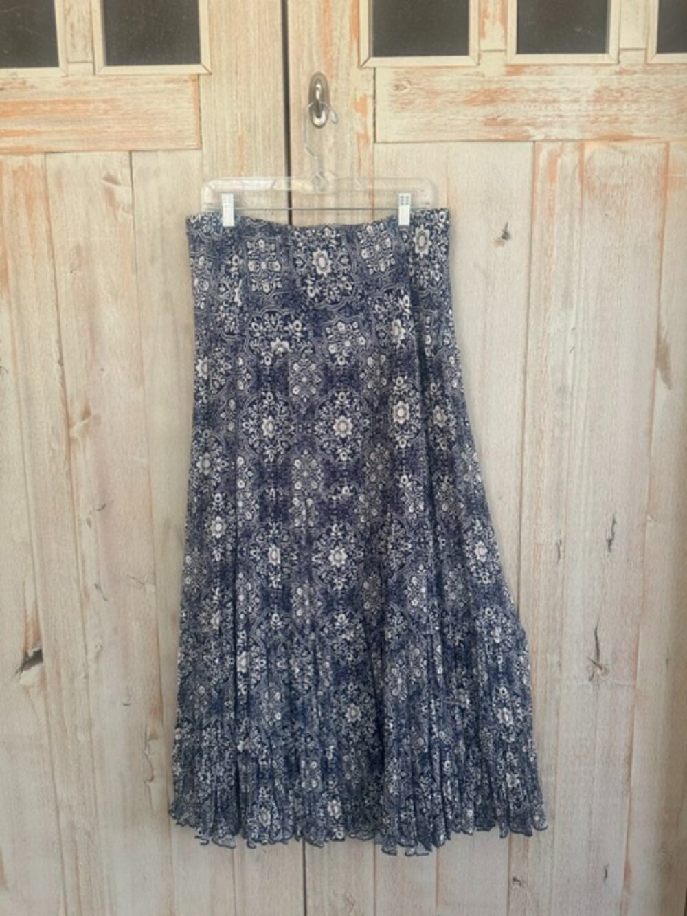 Karen Kane Blue and White Medallion Print Gauze Maxi Skirt- Size L